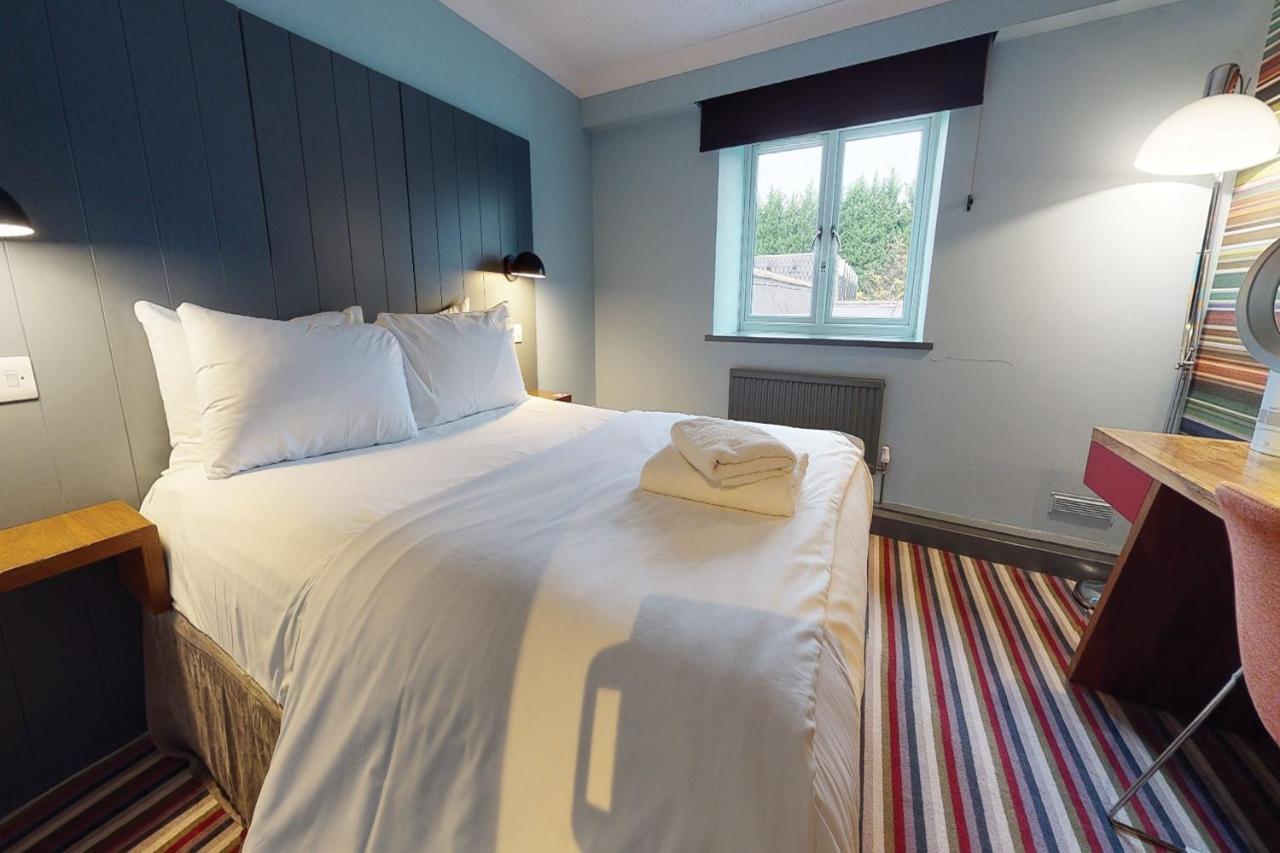 Village Hotel Manchester Cheadle تشيدل المظهر الخارجي الصورة