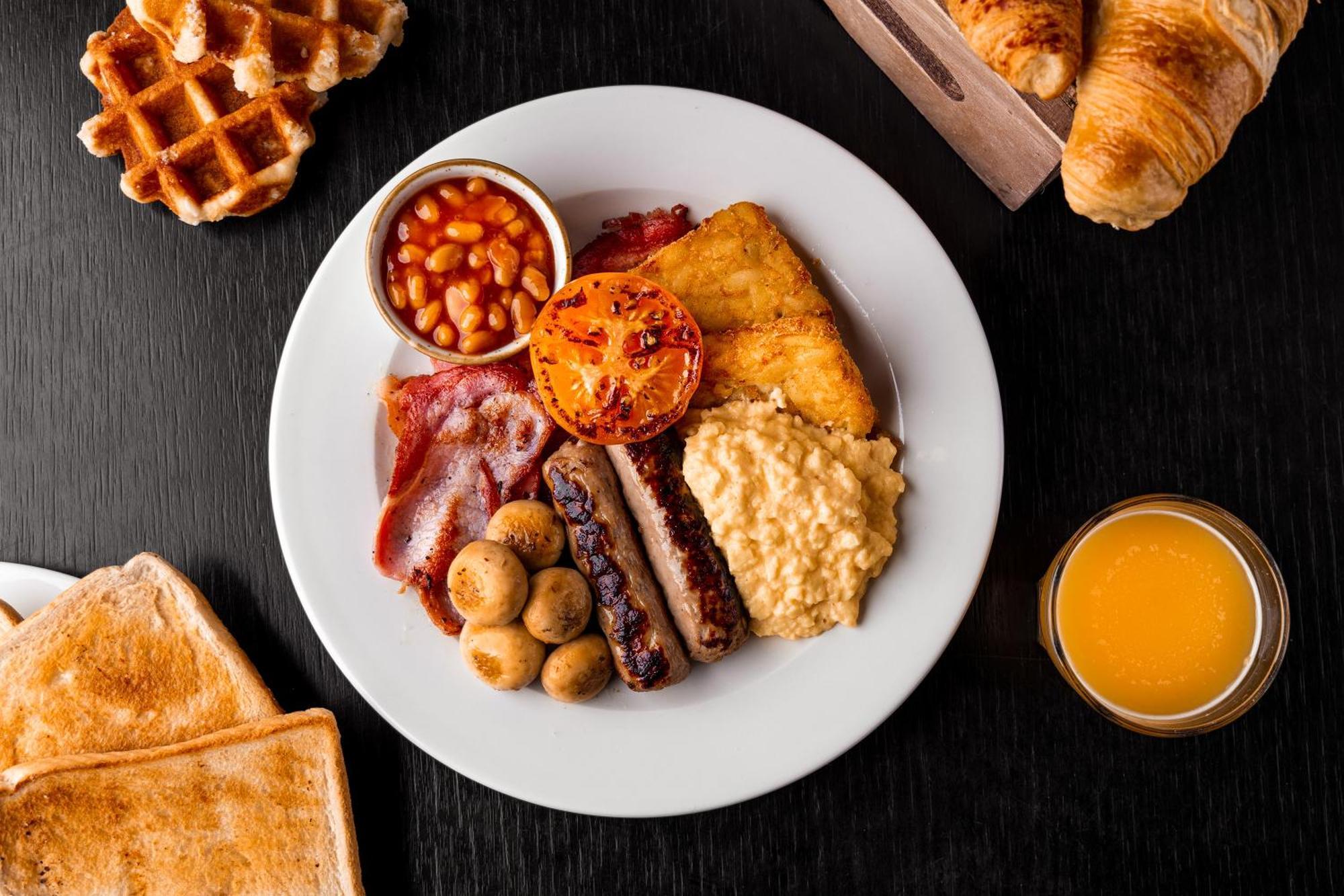 Village Hotel Manchester Cheadle تشيدل المظهر الخارجي الصورة