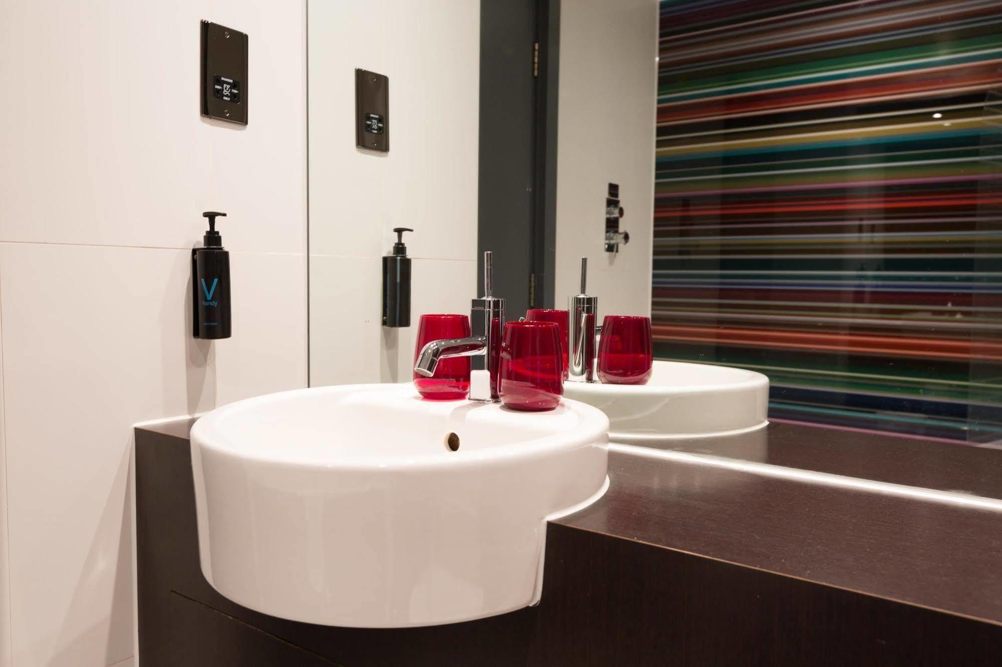 Village Hotel Manchester Cheadle تشيدل المظهر الخارجي الصورة