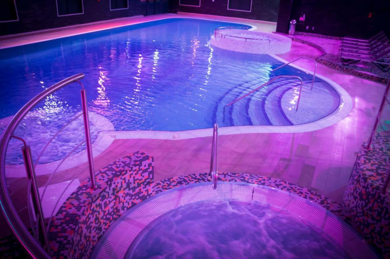 Village Hotel Manchester Cheadle تشيدل المظهر الخارجي الصورة
